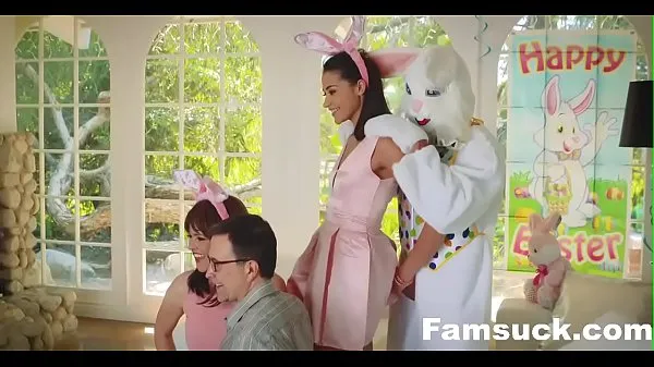 Hot Teen Fucked By Easter Bunny Stepuncle Video ấm áp hấp dẫn