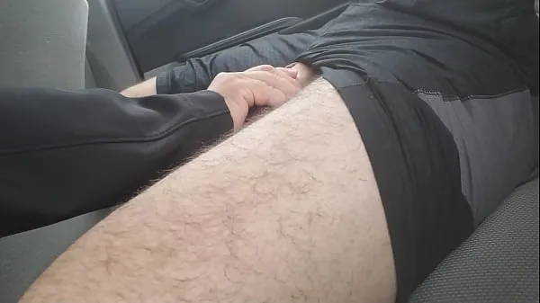 Hete Letting the Uber Driver Grab My Cock warme video's