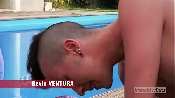 Una follada salvaje al borde de la piscina entre Chris Loan y Kevin Ventura