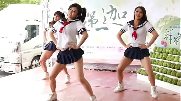 Hot 3 Japanese Teens Dancing warm Videos