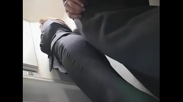 Hot Squatting in the elevator warm Videos
