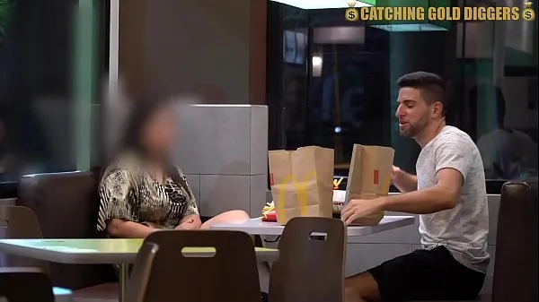Hotte Colombian BBW Gets Picked Up From McDonalds To Have The Best Sex Of Her Life varme videoer