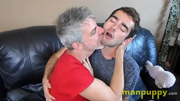 Hot 18 Boy and DILF Makeout - Manpuppy warm Videos