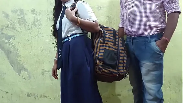 Gorące Indian college girl misbehaved with her teacher Mumbai Ashu ciepłe filmy