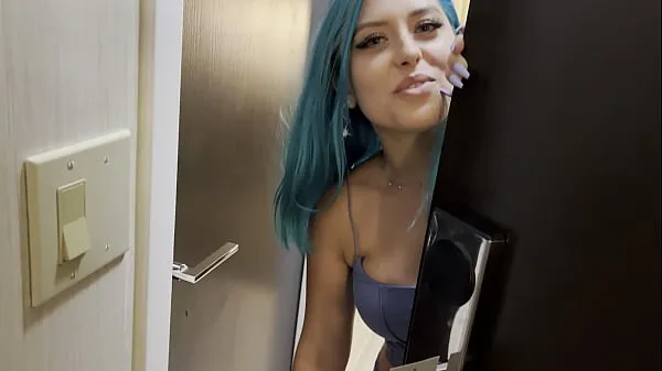 Horúce Casting Curvy: Blue Hair Thick Porn Star BEGS to Fuck Delivery Guy teplé videá