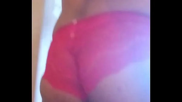 Girlfriends red panties Video hangat yang panas
