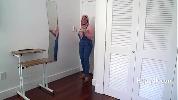 Hot BBW Muslim Stepniece Wants To Experiment With Her Stepuncle warm Videos