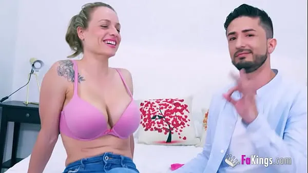 Big titted mommy Lara Cruz is going to show us all her skills for sex